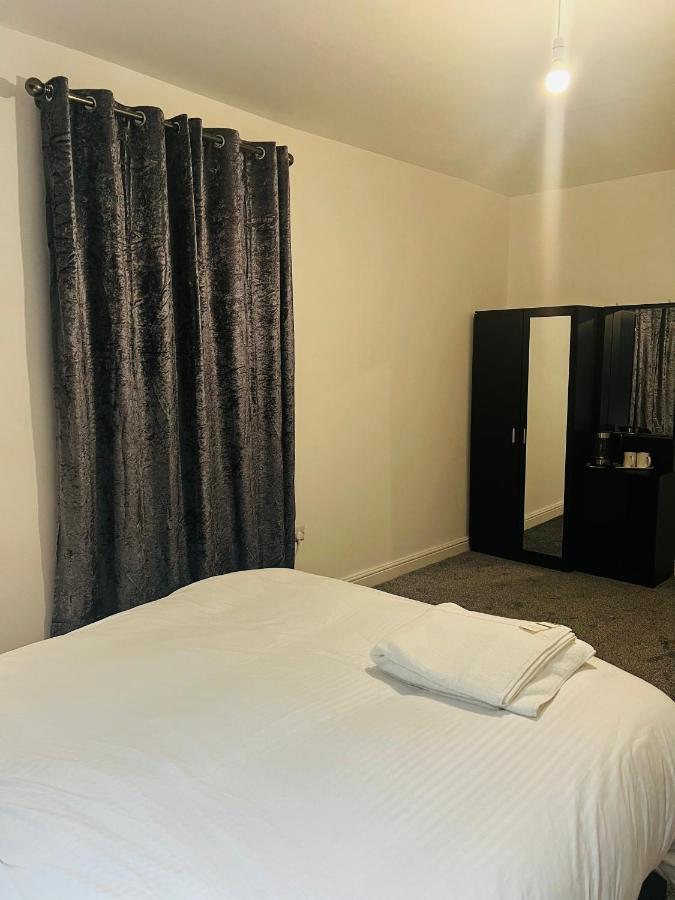 The Pleasant House Hotel Manchester Bagian luar foto